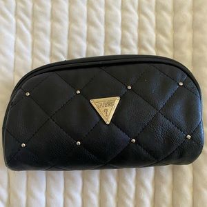 Guess Makeup Bag (small) see images for measurements